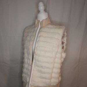Gorgeous LN St John Sport Rabbit Vest XL